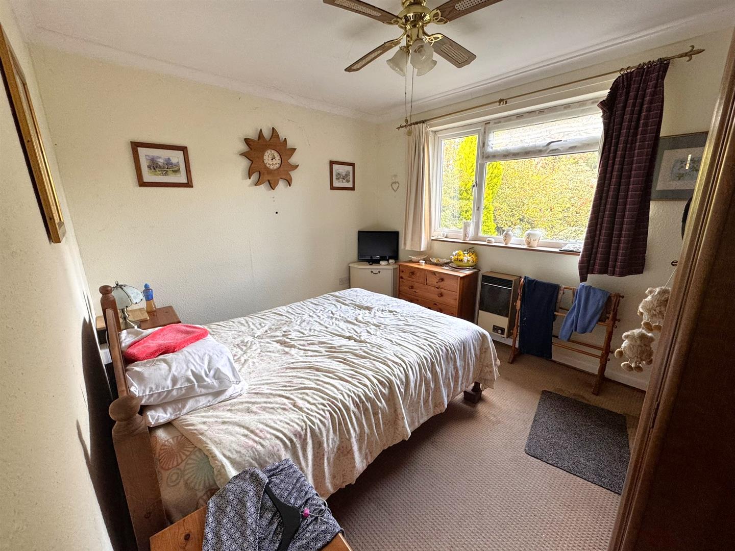 6, Sun Grove, Shrewsbury, SY4 5HH